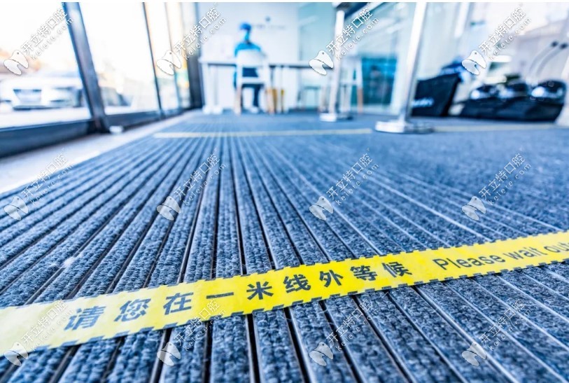 他做全口種植牙1年的體驗透露出做種植牙不后悔的秘訣是…